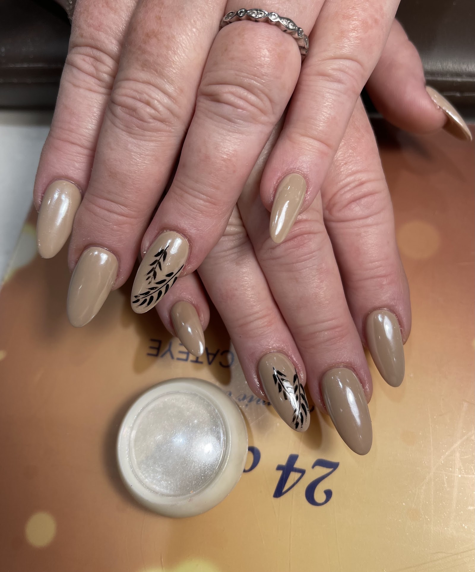 Queen Nail & Spa nail photo 2